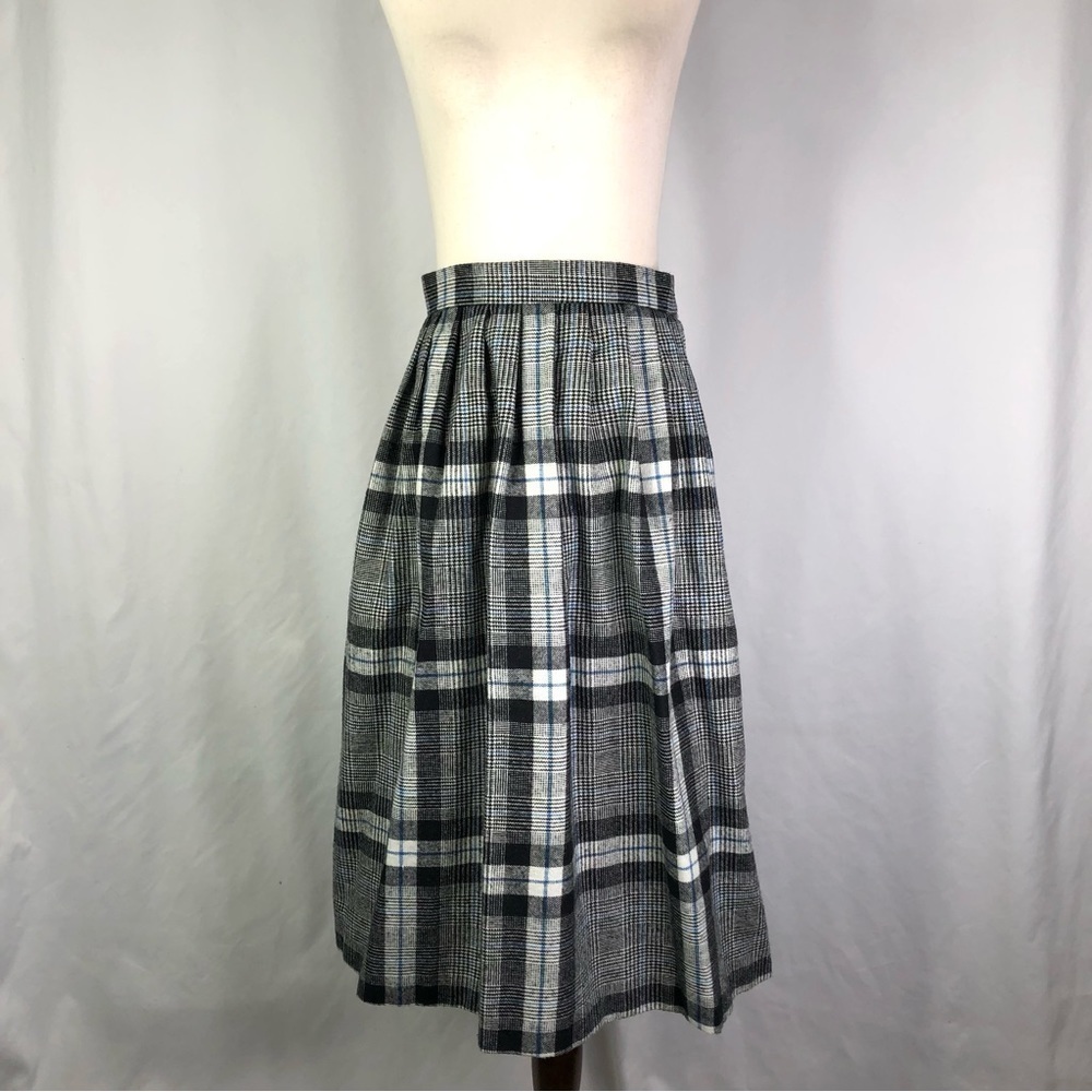 VINTAGE the U.S. Clothing Co plaid midi skirt full pleated black white plaid 32